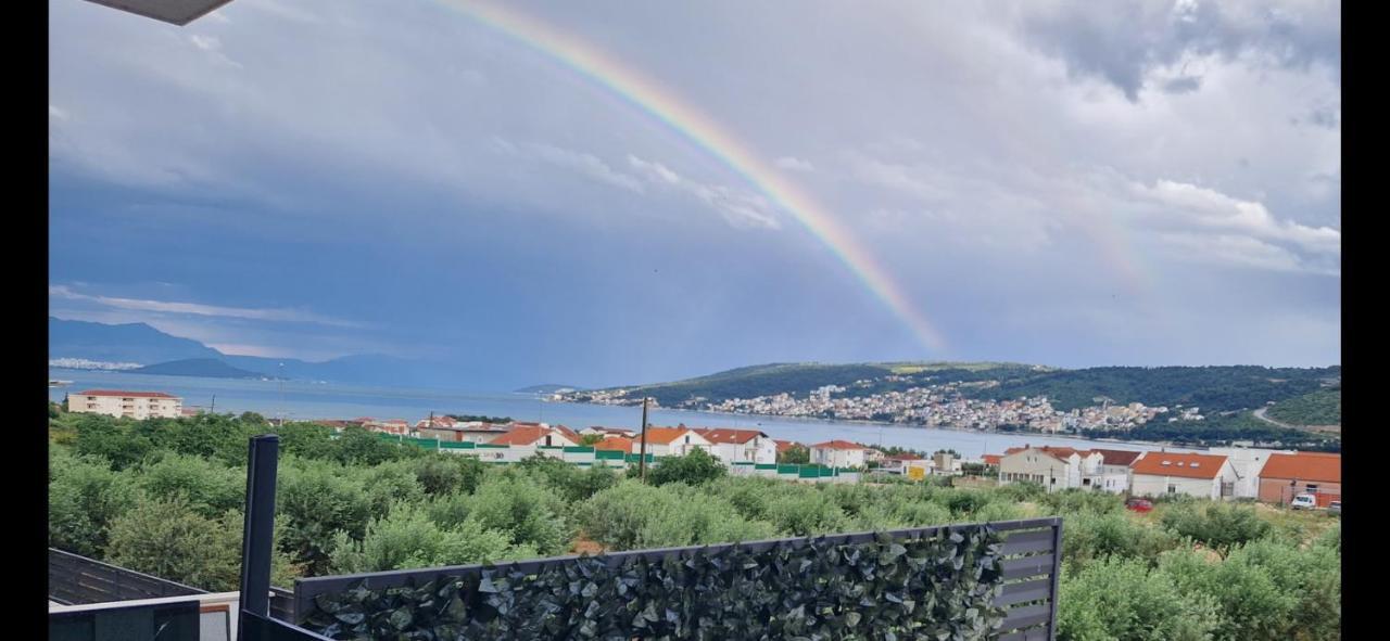 Apartman Marcelina 1 With Private Pool Trogir Buitenkant foto